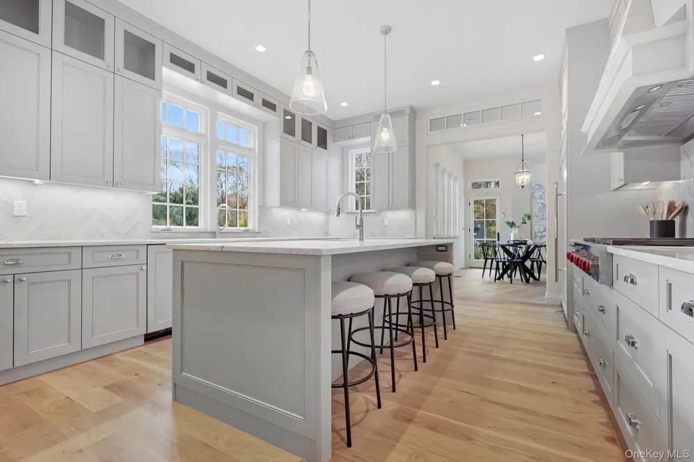 2 Barry Court Katonah, NY 10536