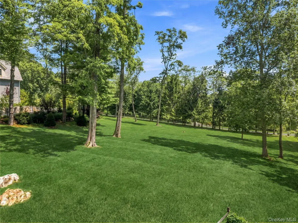 2 Barry Court Katonah, NY 10536