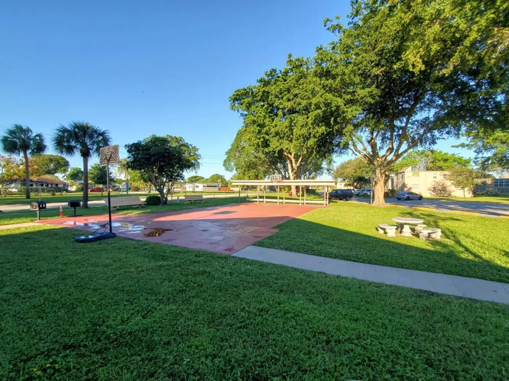 1060 NW 80th Avenue #104 Margate, FL 33063