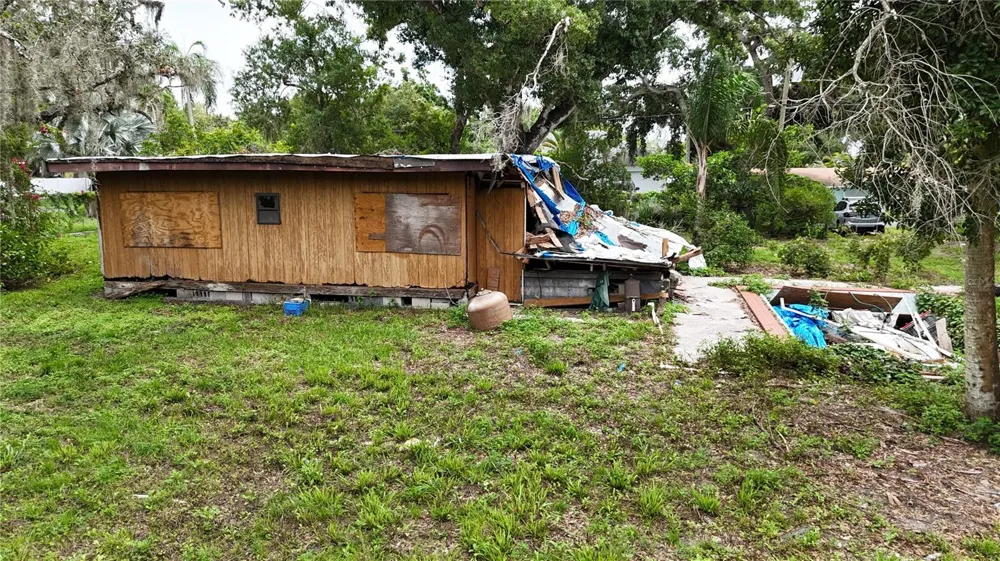 5404 18TH STREET BOULEVARD E Bradenton, FL 34203
