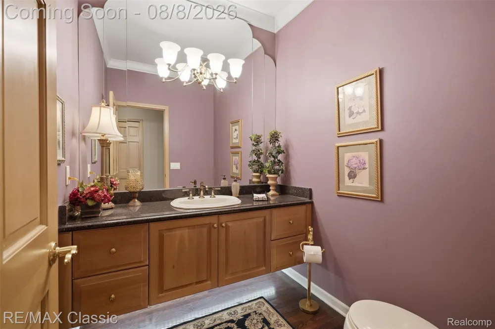 6015 Lynne Hollow Drive Commerce Charter Township, MI 48382