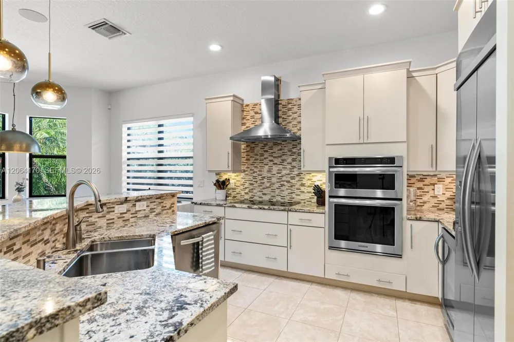 10185 Cameilla St Parkland, FL 33076