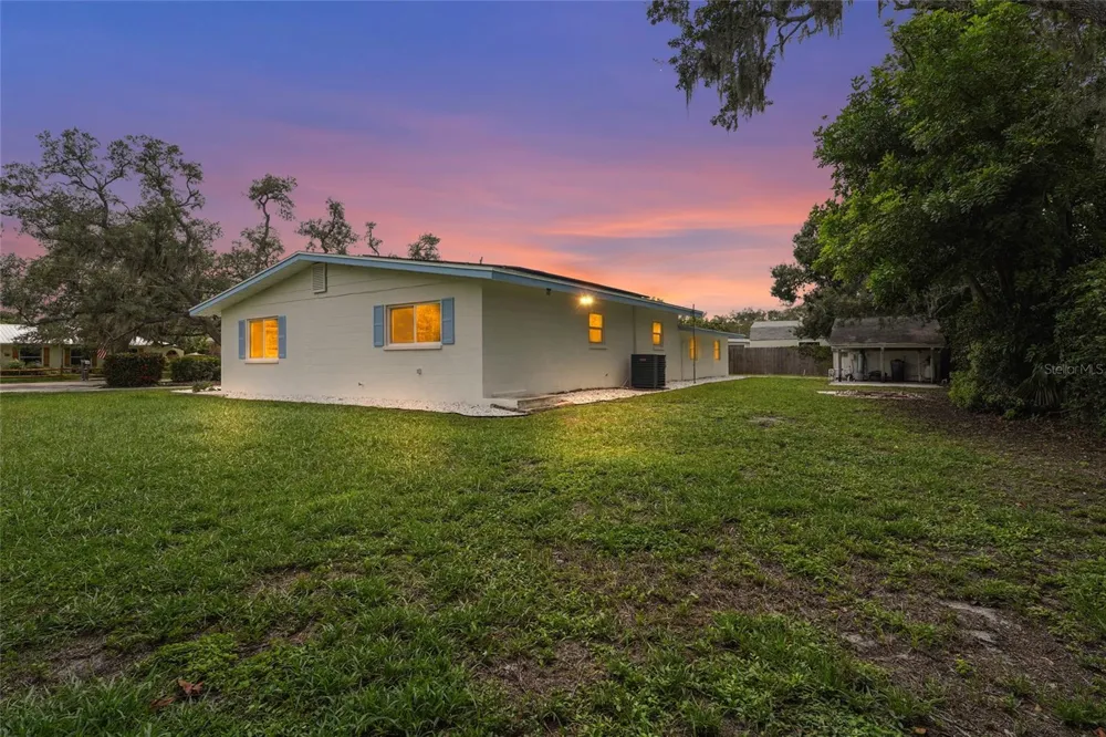 2709 MARLETTE STREET Sarasota, FL 34231