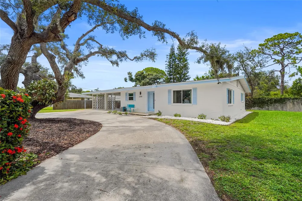 2709 MARLETTE STREET Sarasota, FL 34231