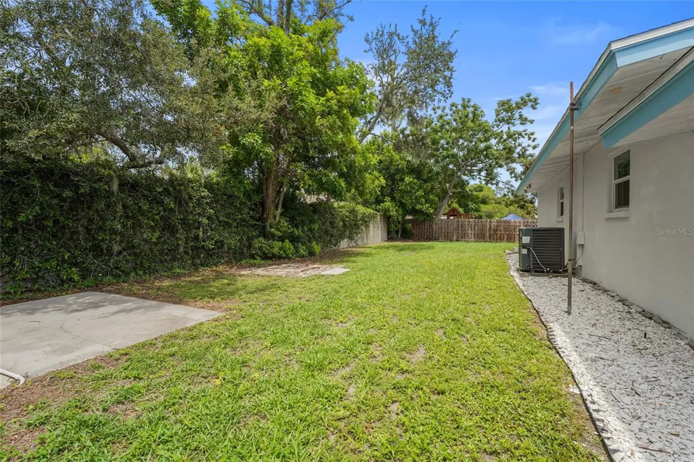 2709 MARLETTE STREET Sarasota, FL 34231