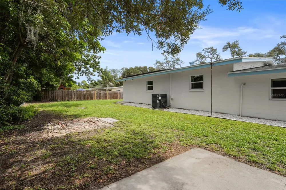 2709 MARLETTE STREET Sarasota, FL 34231