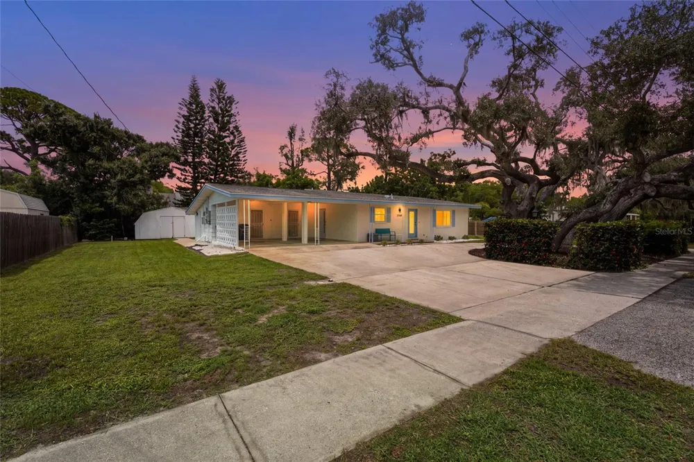 2709 MARLETTE STREET Sarasota, FL 34231