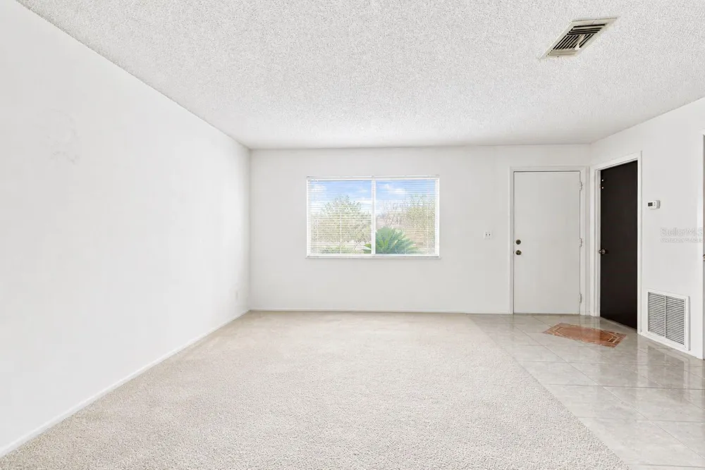 1418 CATALINA BOULEVARD Deltona, FL 32725