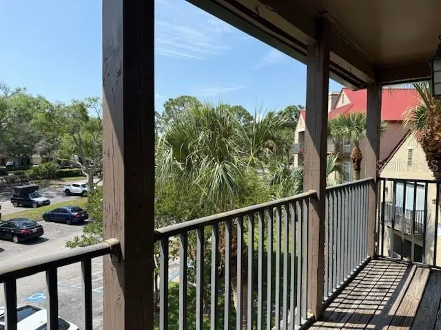 224 AFTON SQUARE #8-301 Altamonte Springs, FL 32714