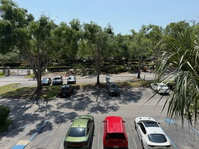 224 AFTON SQUARE #8-301 Altamonte Springs, FL 32714