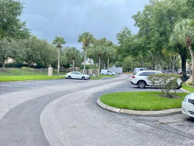 224 AFTON SQUARE #8-301 Altamonte Springs, FL 32714