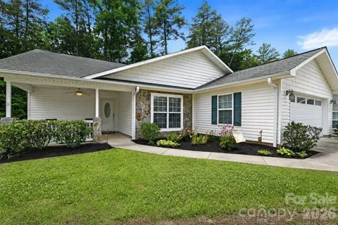 17 Coventry Circle E