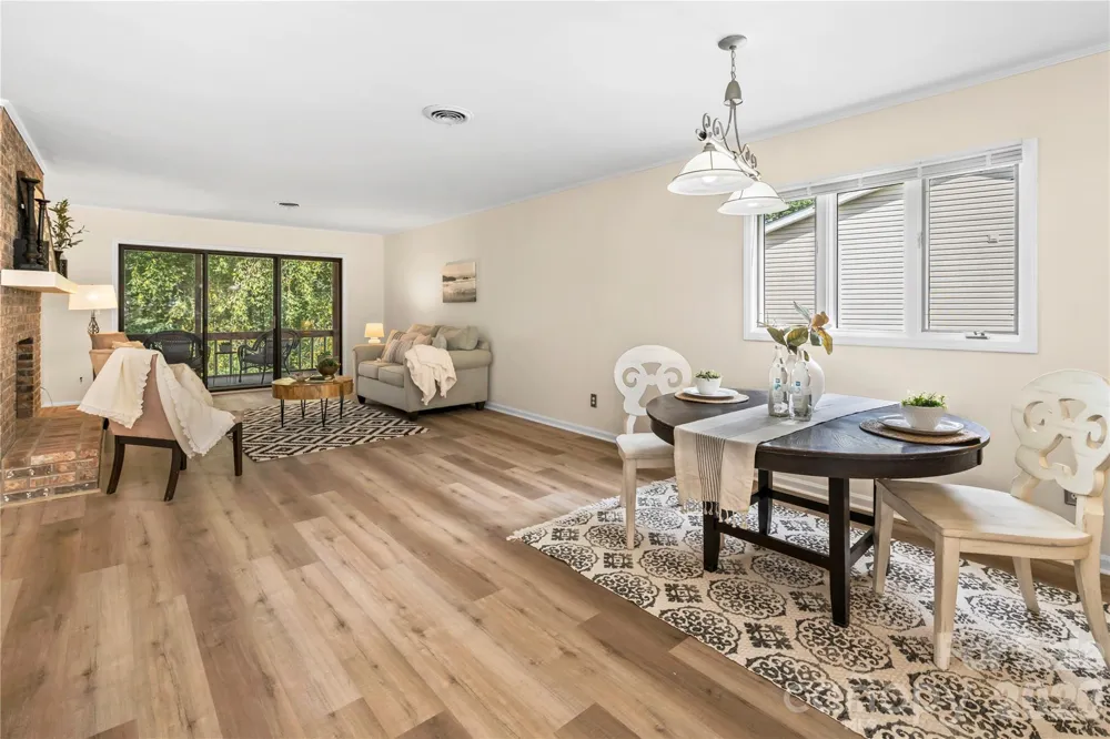 181 Britton Creek Court Hendersonville, NC 28789