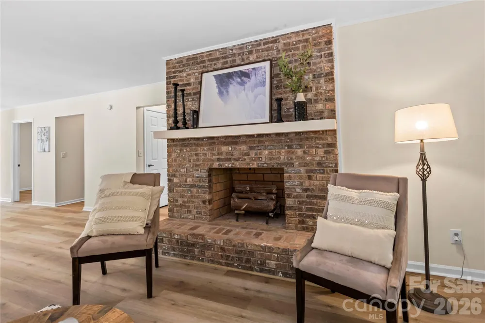 181 Britton Creek Court Hendersonville, NC 28789