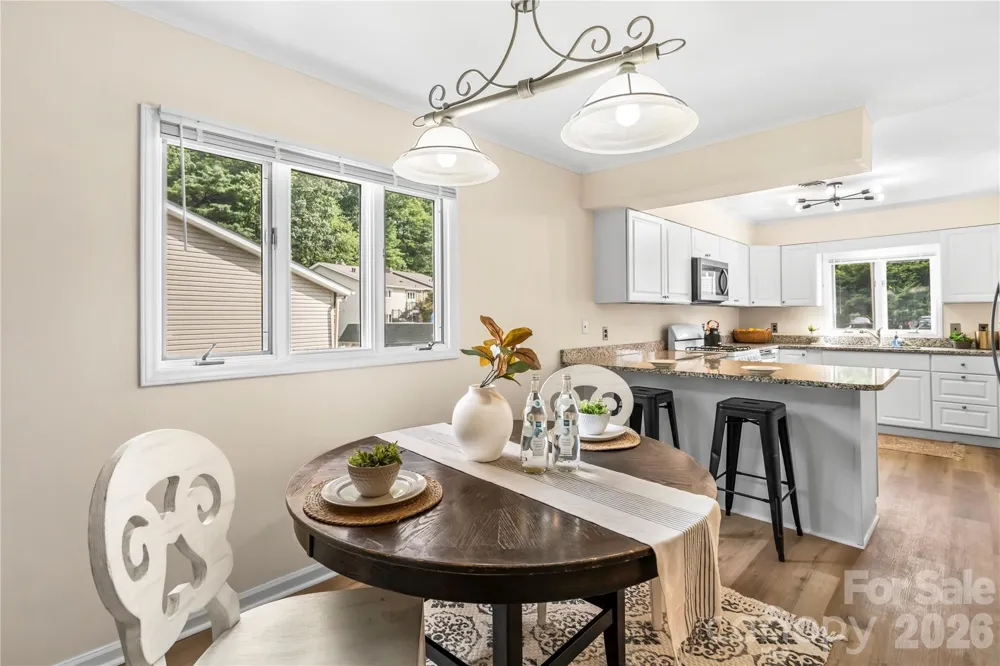 181 Britton Creek Court Hendersonville, NC 28789