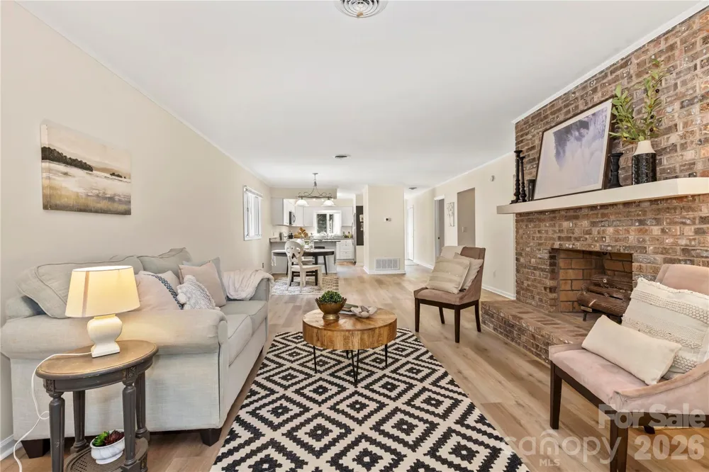 181 Britton Creek Court Hendersonville, NC 28789