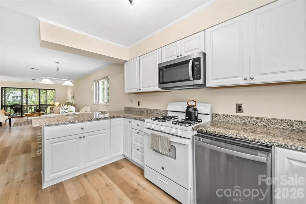 181 Britton Creek Court Hendersonville, NC 28789