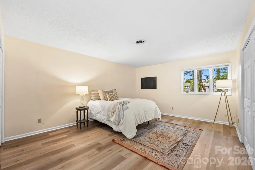 181 Britton Creek Court Hendersonville, NC 28789