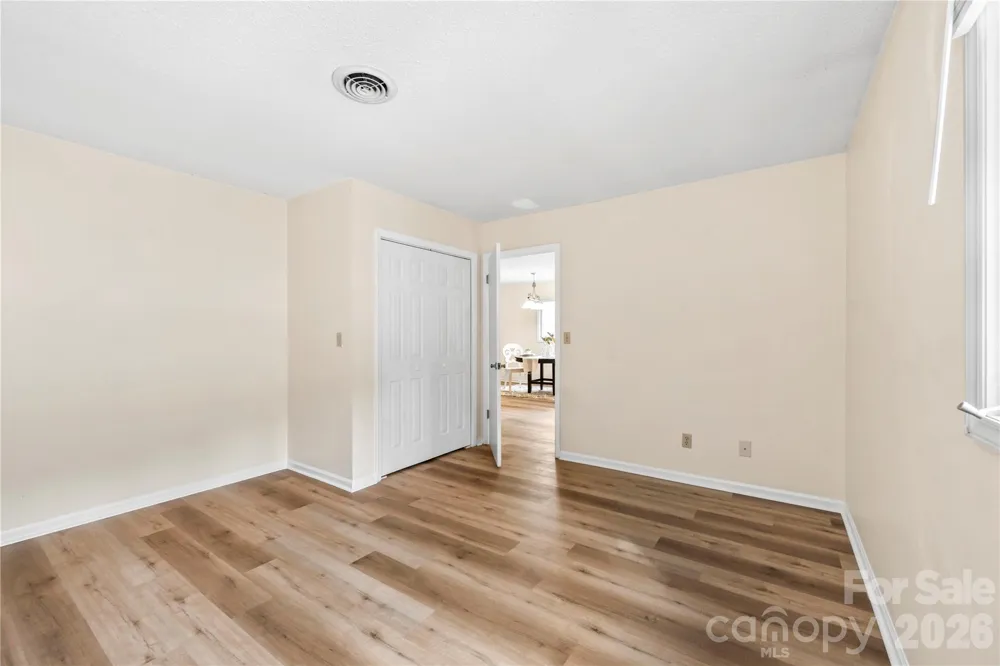 181 Britton Creek Court Hendersonville, NC 28789
