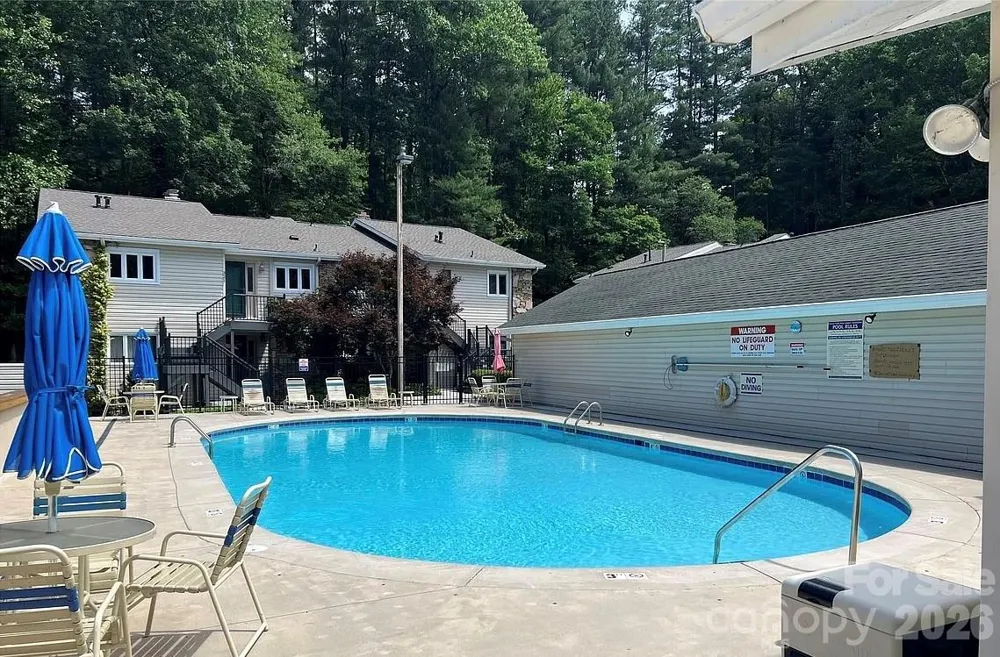 181 Britton Creek Court Hendersonville, NC 28789