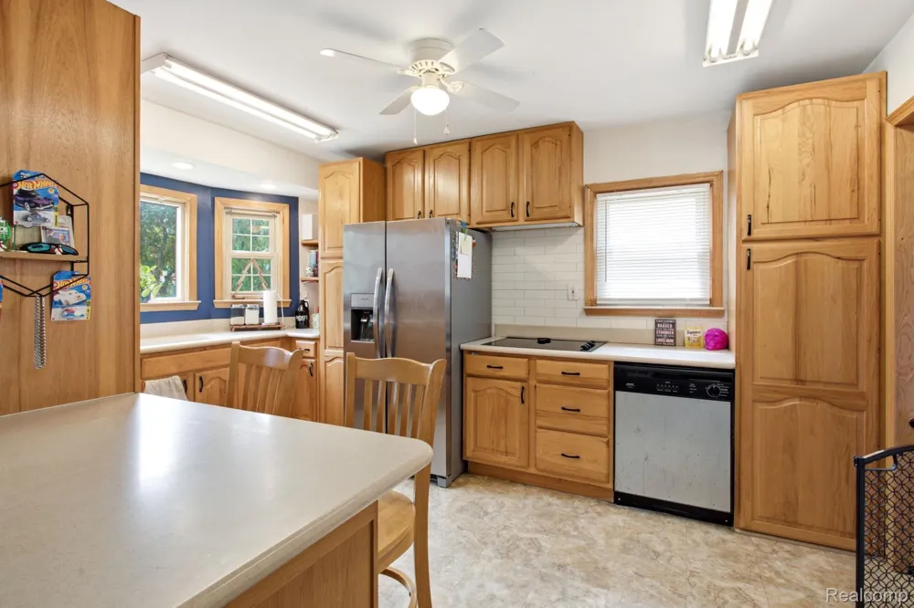 14802 Mulberry Street Southgate City, MI 48195