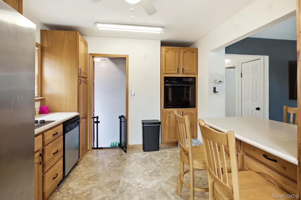 14802 Mulberry Street Southgate City, MI 48195