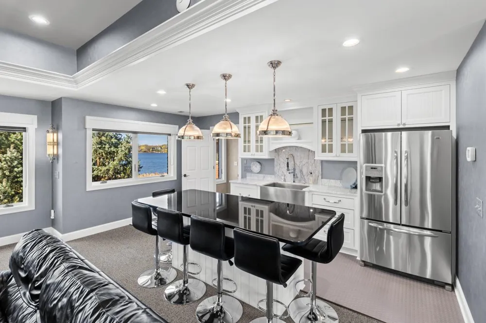 425 Oxford Road Orono, MN 55356