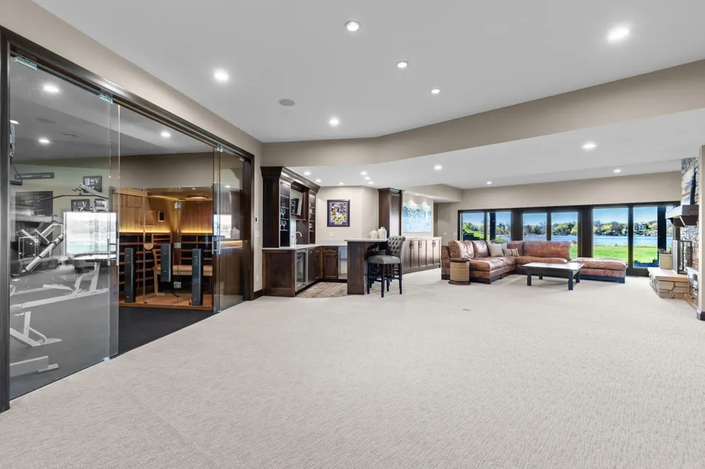 425 Oxford Road Orono, MN 55356
