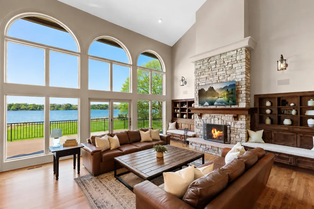425 Oxford Road Orono, MN 55356