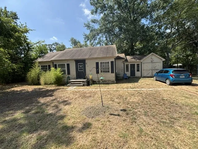 175 W Goshen Street Canton, TX 75103