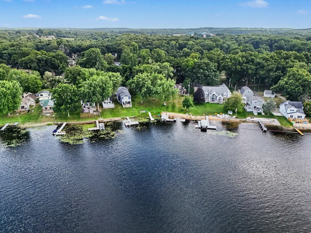 2062 Fern Beach Battle Creek, MI 49014