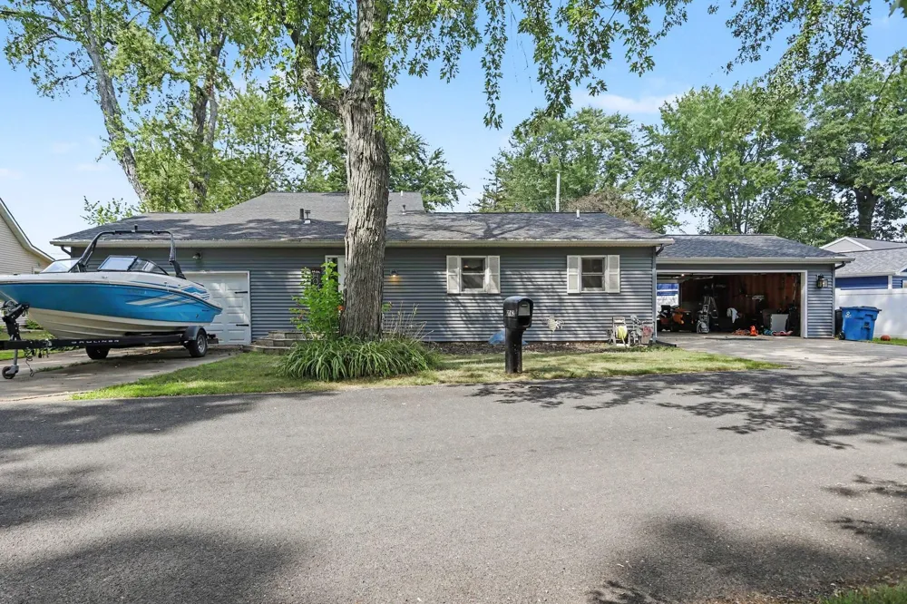 2062 Fern Beach Battle Creek, MI 49014