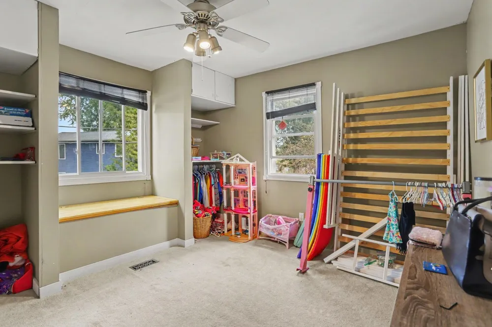 2062 Fern Beach Battle Creek, MI 49014