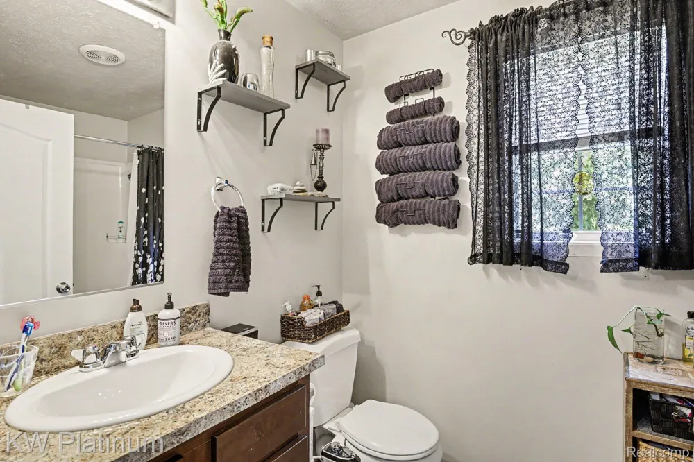 57911 Lancaster Road Washington Township, MI 48094