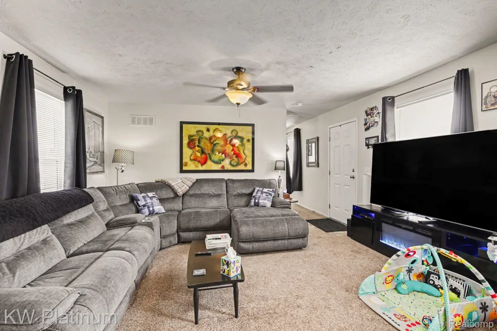 57911 Lancaster Road Washington Township, MI 48094