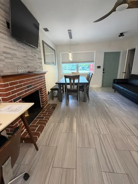 900 Citrus Isle