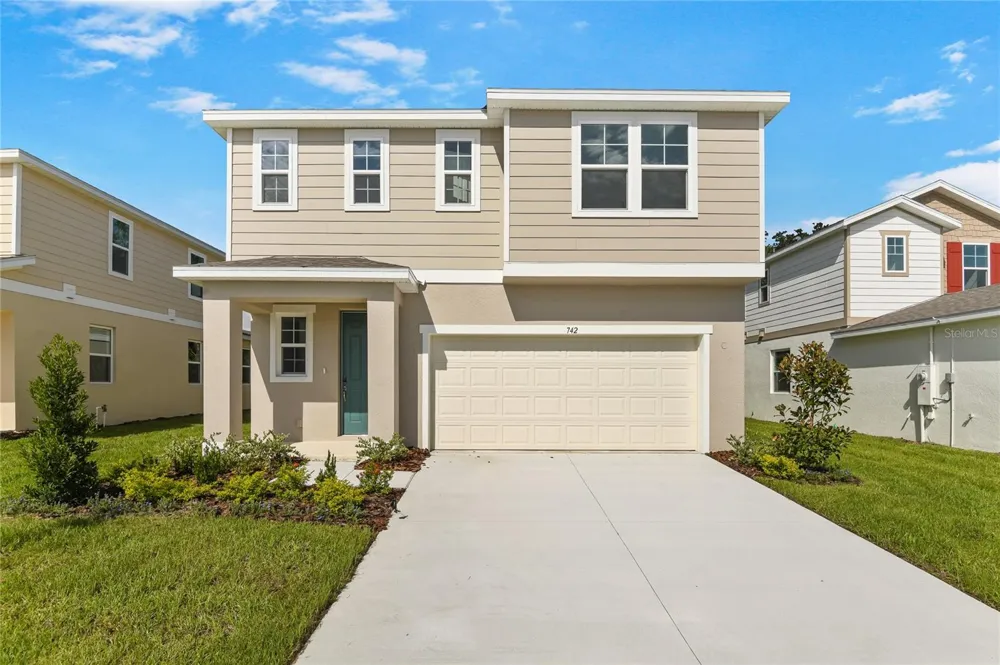 742 LAKE DELL AVENUE Dundee, FL 33838