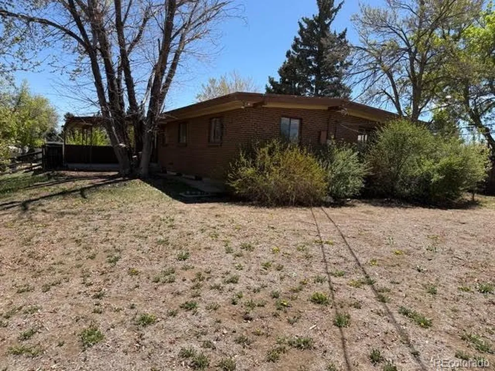 3159 E Maplewood Avenue Centennial, CO 80121
