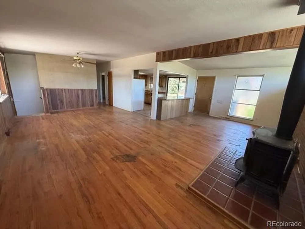 3159 E Maplewood Avenue Centennial, CO 80121