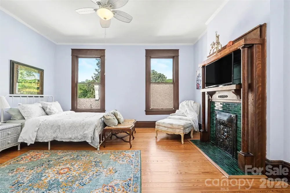 624 Walnut Street Statesville, NC 28677