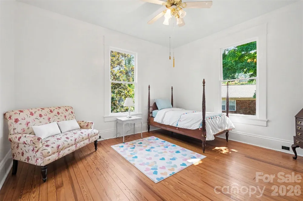 624 Walnut Street Statesville, NC 28677