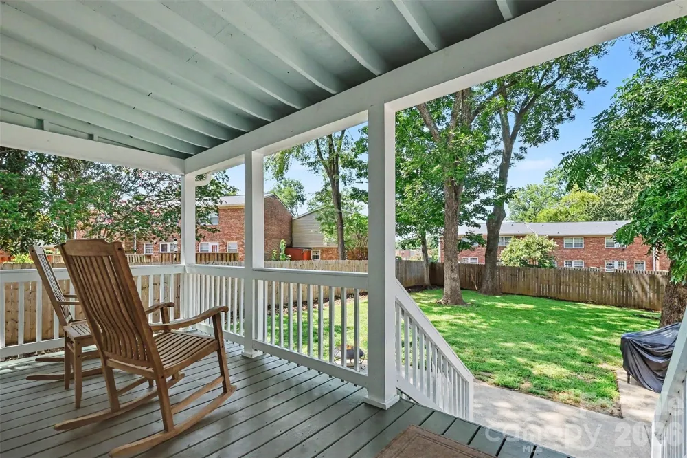 624 Walnut Street Statesville, NC 28677