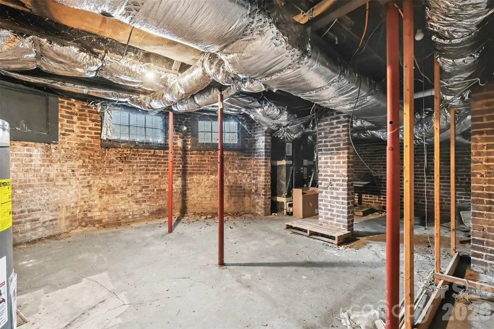 624 Walnut Street Statesville, NC 28677