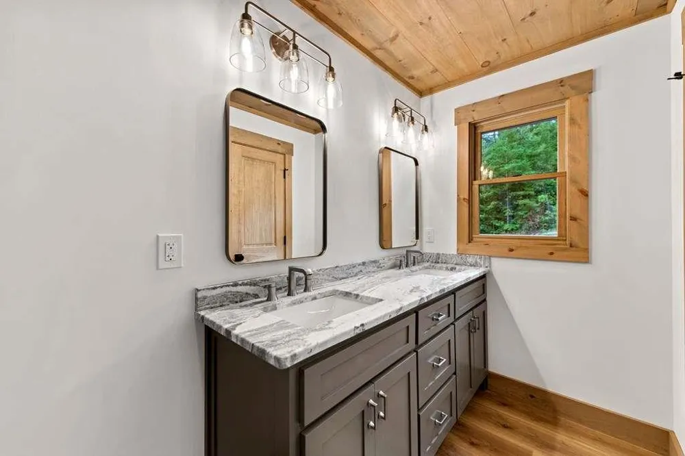 144 Highlands Gap Mineral Bluff, GA 30559
