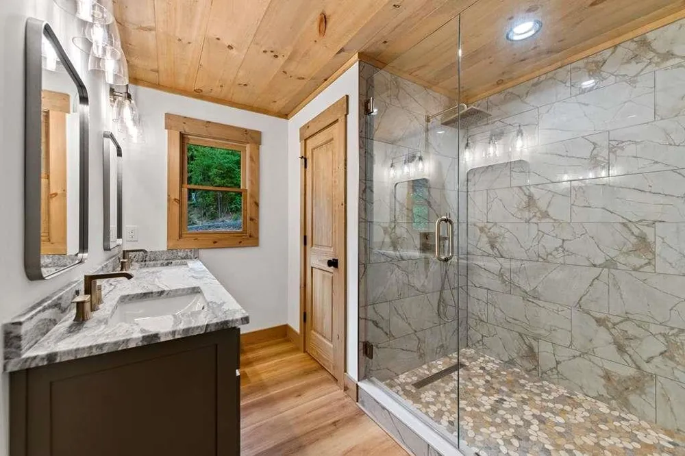 144 Highlands Gap Mineral Bluff, GA 30559