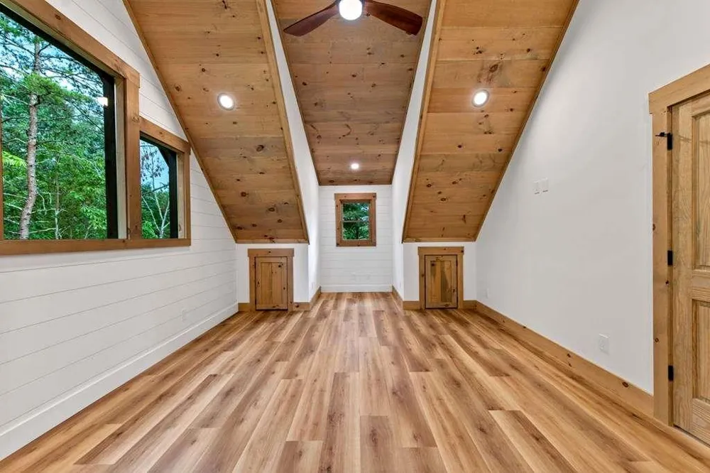 144 Highlands Gap Mineral Bluff, GA 30559