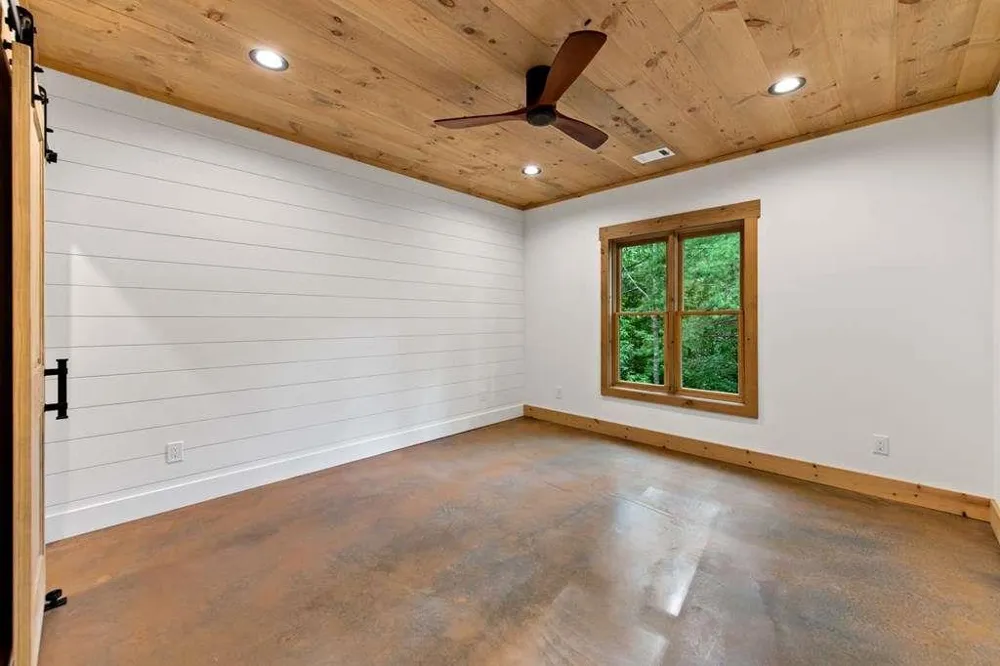 144 Highlands Gap Mineral Bluff, GA 30559