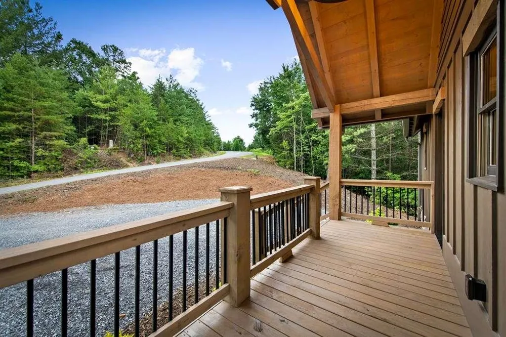 144 Highlands Gap Mineral Bluff, GA 30559