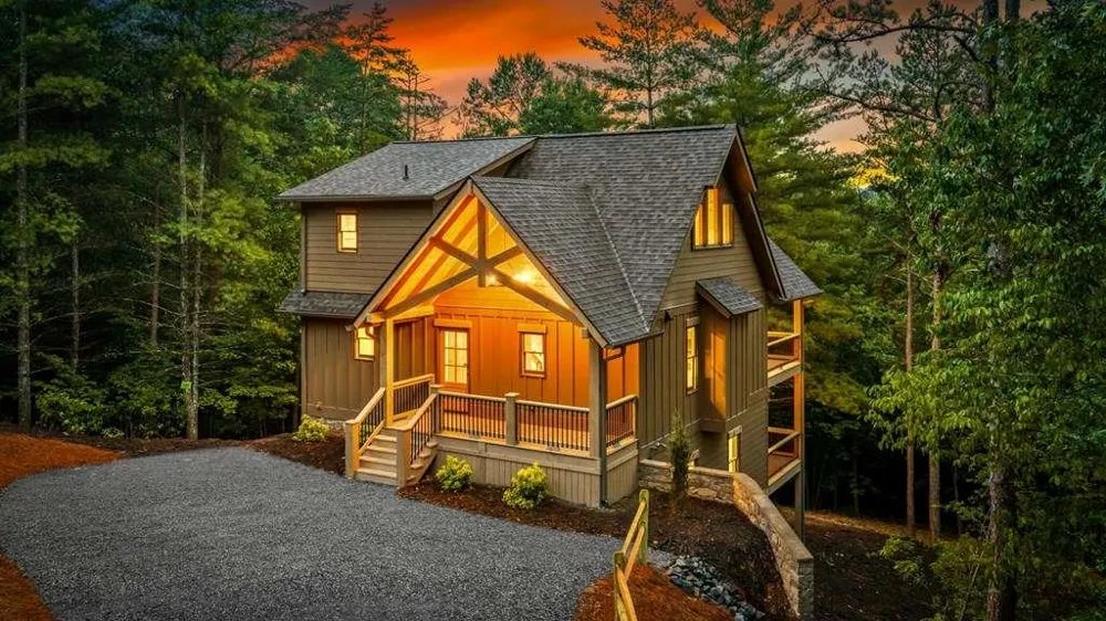 144 Highlands Gap Mineral Bluff, GA 30559