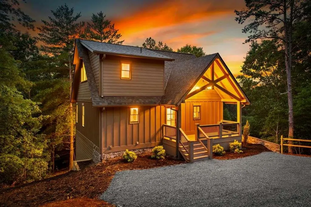 144 Highlands Gap Mineral Bluff, GA 30559